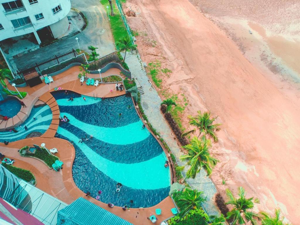 Ehsan Seaview Hotel ポートディクソン エクステリア 写真