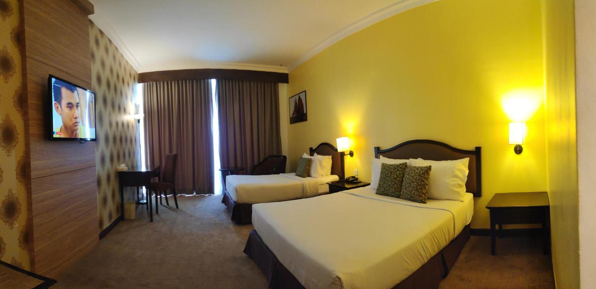 Ehsan Seaview Hotel ポートディクソン エクステリア 写真